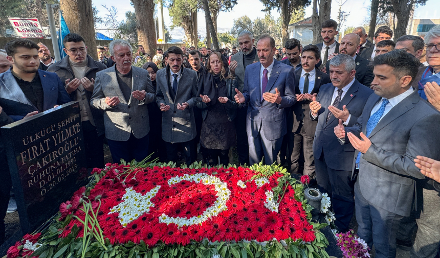 Fırat Çakıroğlu, Ölümünün 9. Yılında Mezarı Başında Anıldı (3)