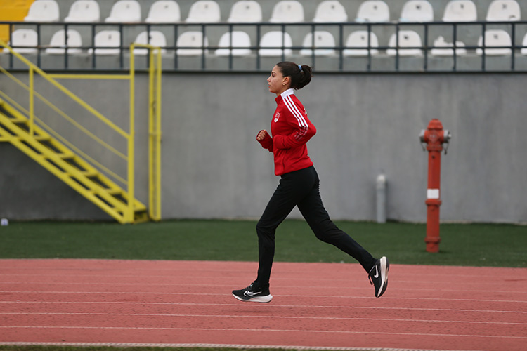Milli Atlet Elif Naz Köseoğlu, 2028 Olimpiyatları'nda Final Hedefi Için Koşuyor2