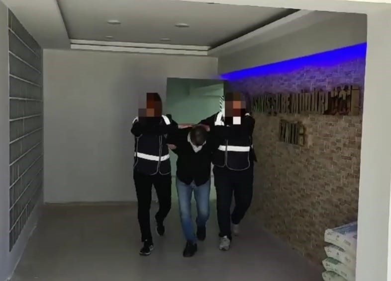 İzmir’de 12 Yaşındaki Çocuğu Taciz Eden Şüpheli Tutuklandı (2)