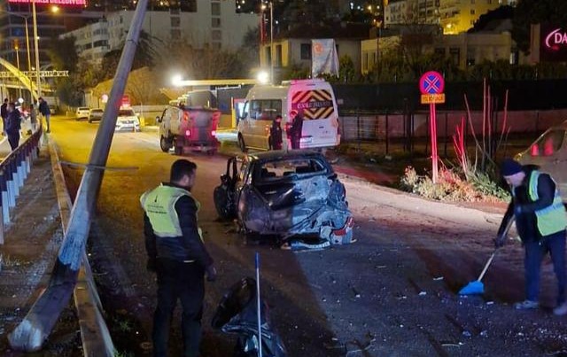 Izmirde Trafik Kazası2