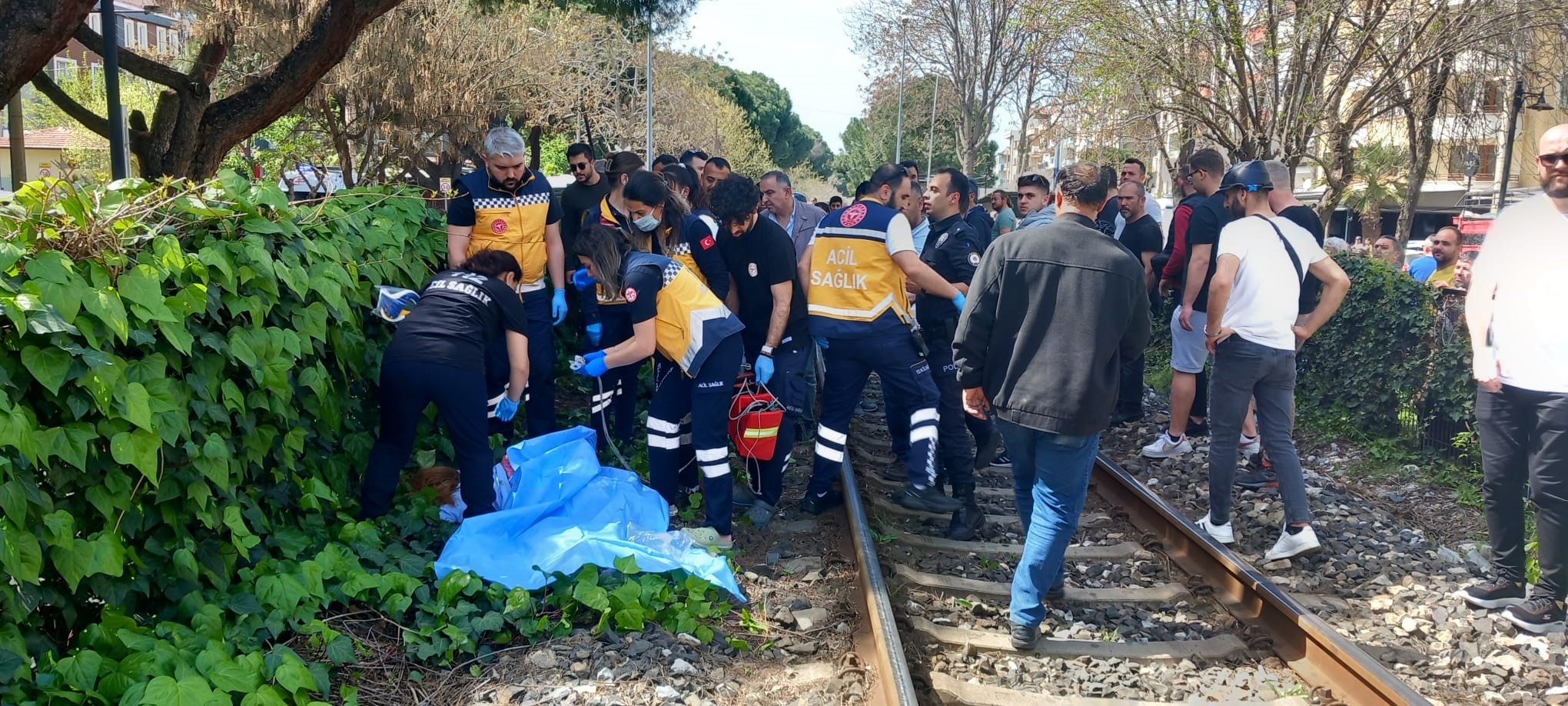 Manisa'da Feci Kaza! Kadın Yolcu Treninin Altında Kaldı