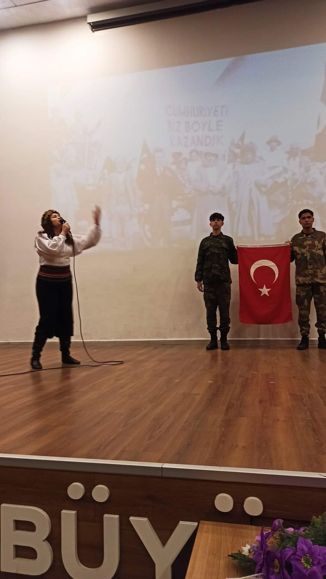 Liseli Öğrenciler Mehmet Akif Ersoy'un Şiirleriyle Yarıştı (2)