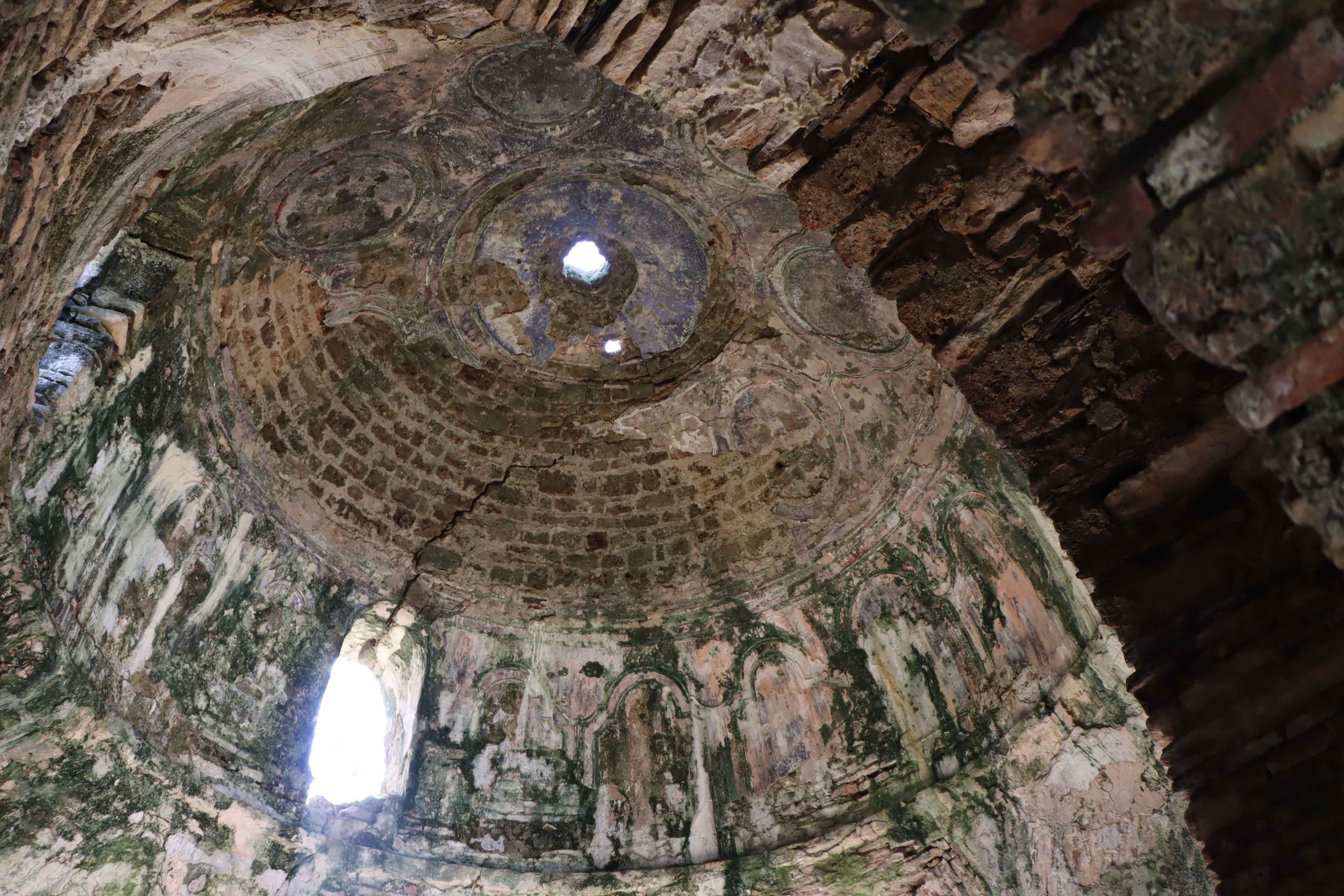 Zirveye Gizlenmiş 900 Yıllık Manastır 'Kurşunlu Manastırı' (5)