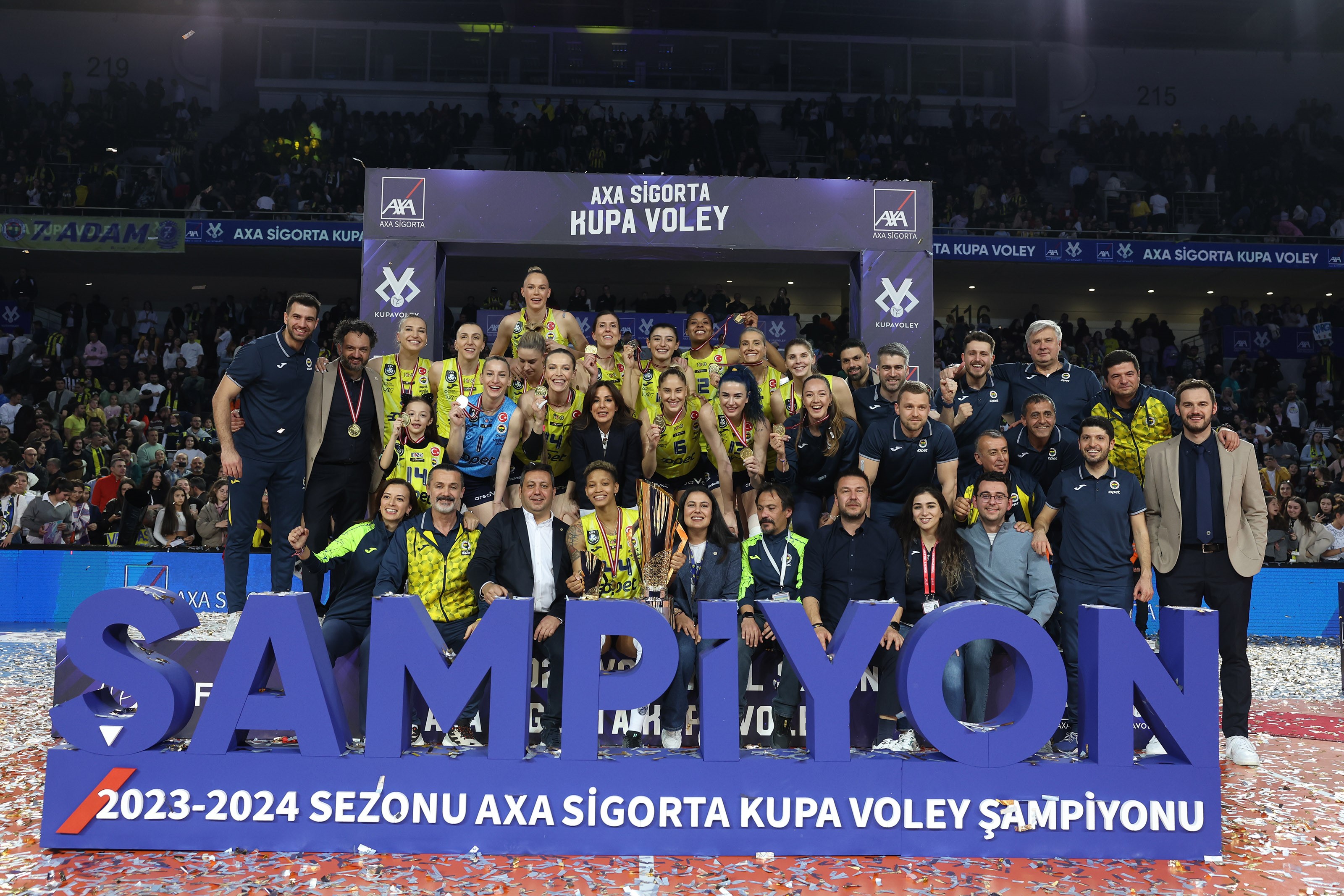 Fenerbahçe Kupa Voley’in Şampiyonu Oldu (8)