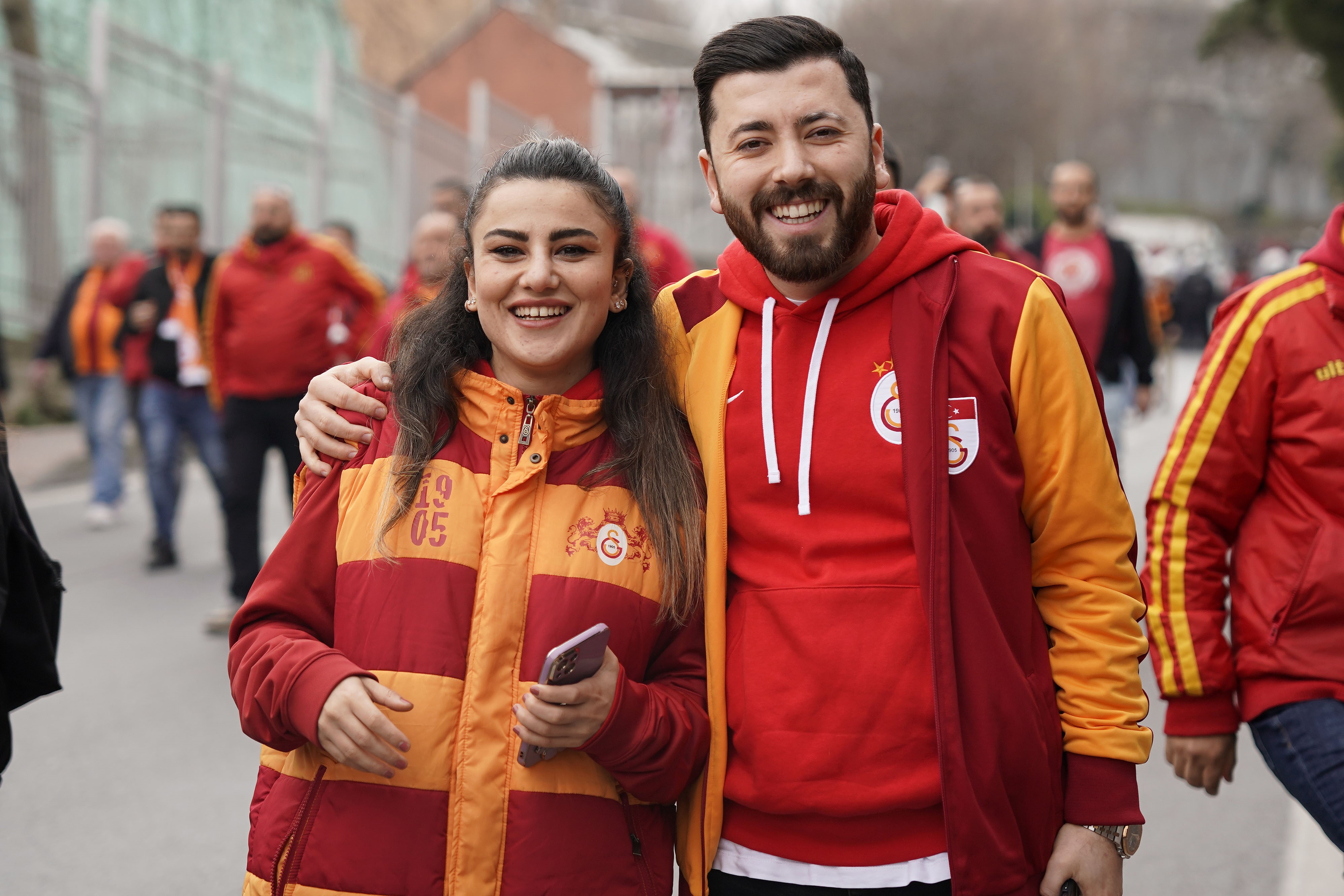 Galatasaray Taraftarı, Dolmabahçe'de (5)