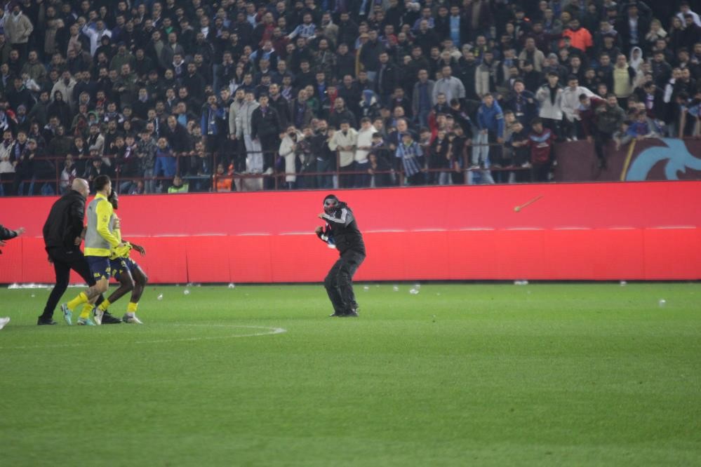 Trabzonspor Fenerbahçe Maçındaki Olaylarda Taraftarların Tutuklanmasına Itiraz Reddedildi (3)