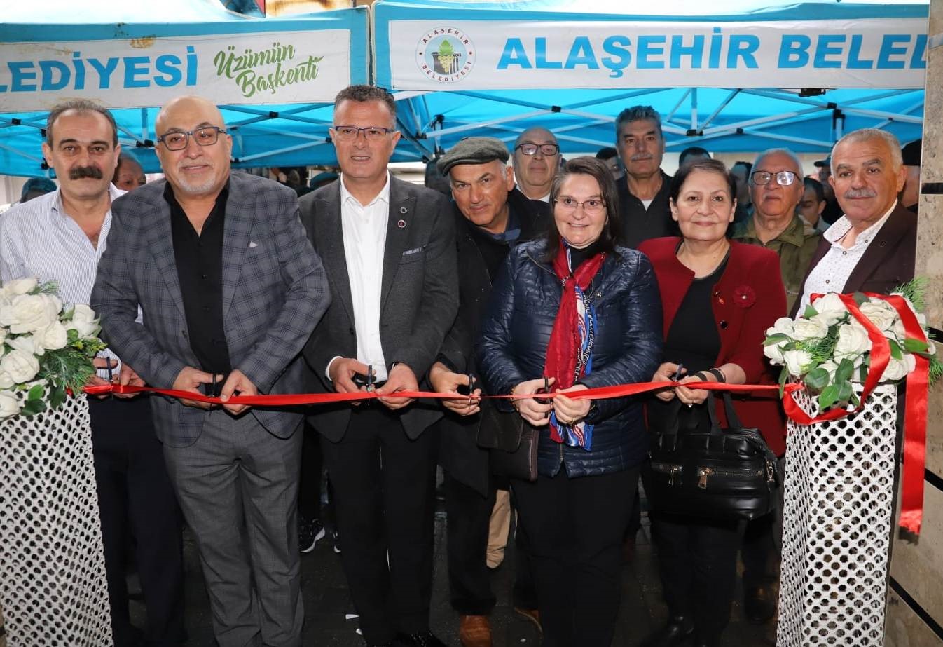 Alaşehir'de Atatürkçü Düşünce Derneği Binası Açıldı (2)
