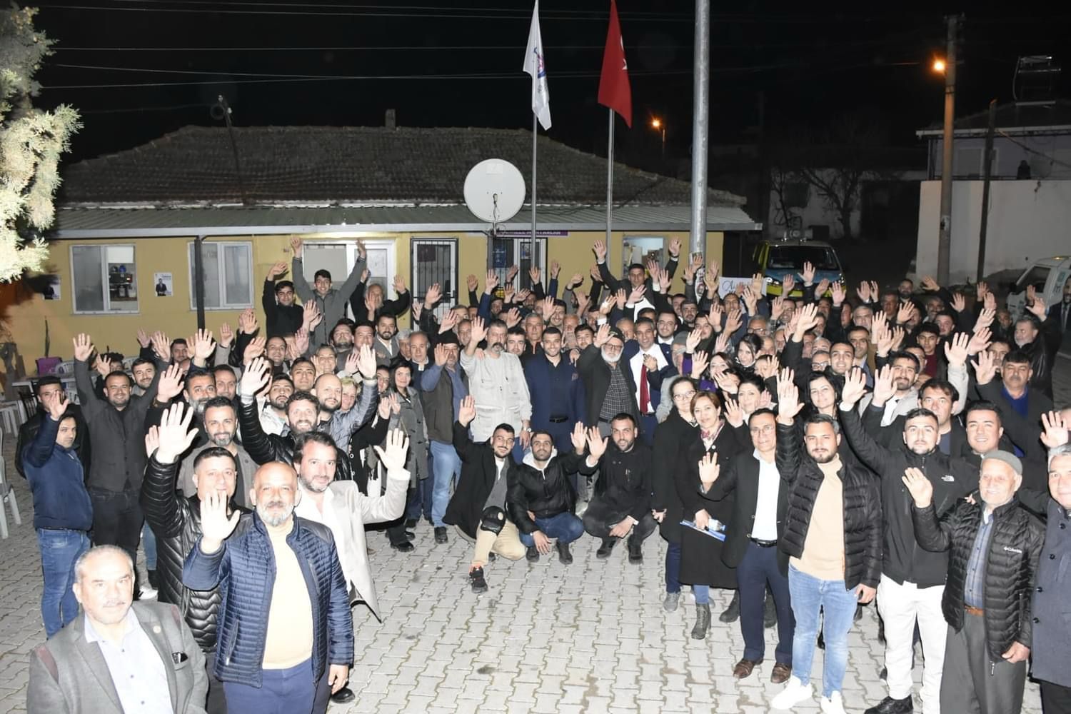 Kent Merkezinden, Köylere Herkes Ahmet Karadağ Diyor (9)