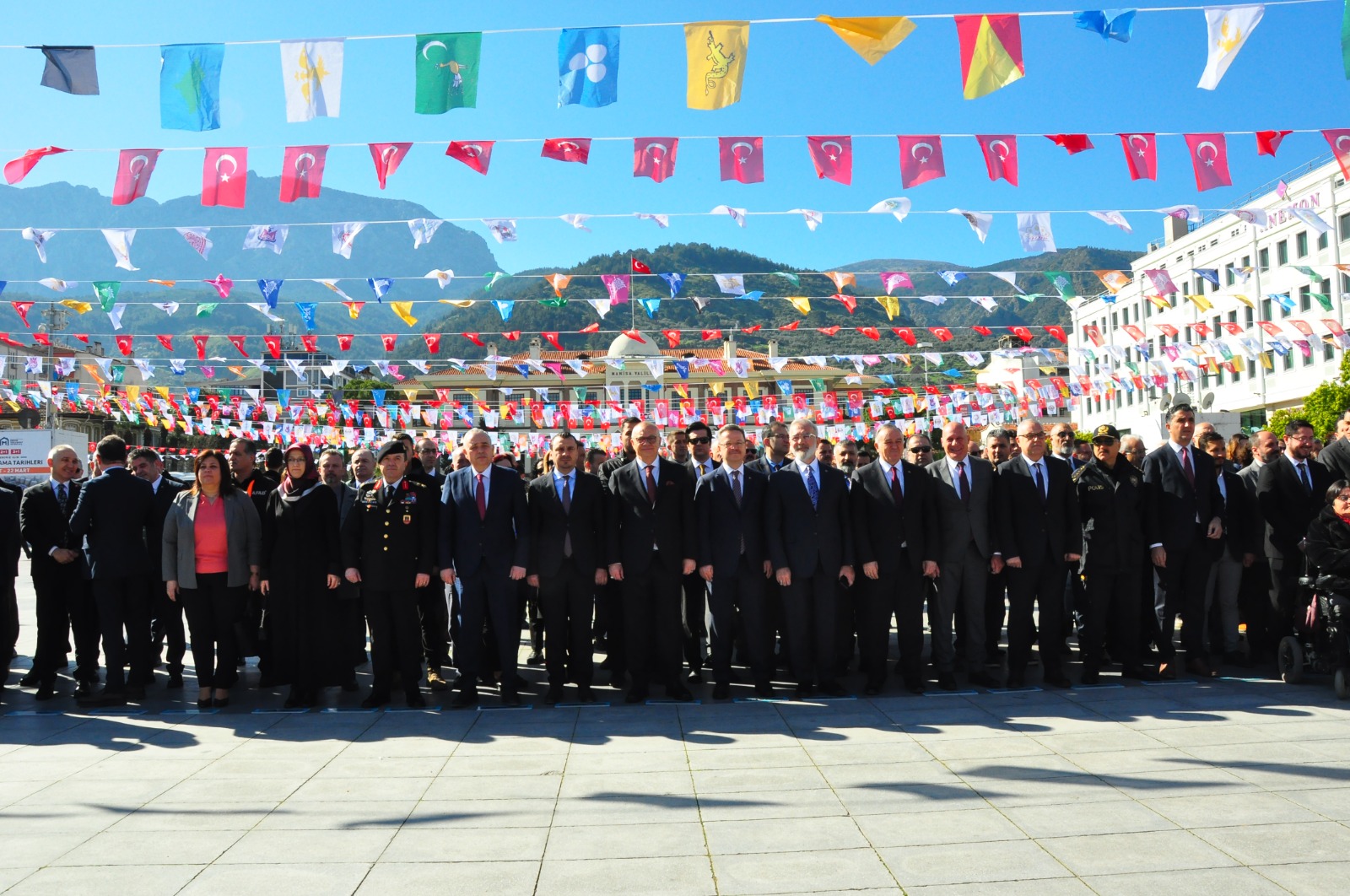 Manisa’da baharın müjdeleyicisi Nevruz Bayramı kutladı-2