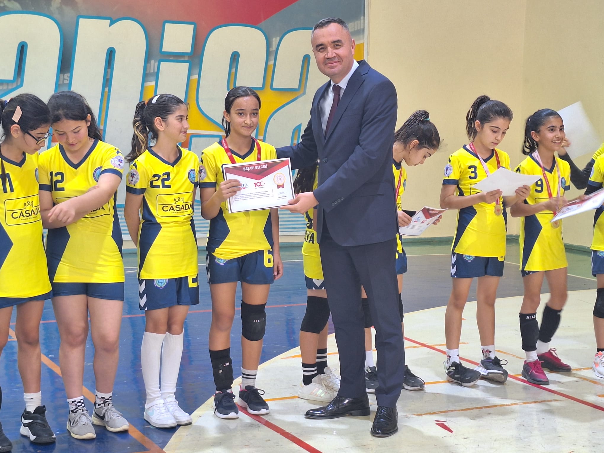 Okul Sporları Hentbol Küçükler Kız Ve Erkek Yarı Final (1)