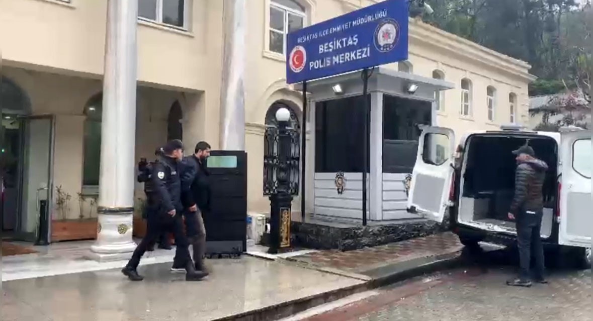 Büfe'de 'Tost Ücreti' Kavgası Müşteriyi Vurdu (4)