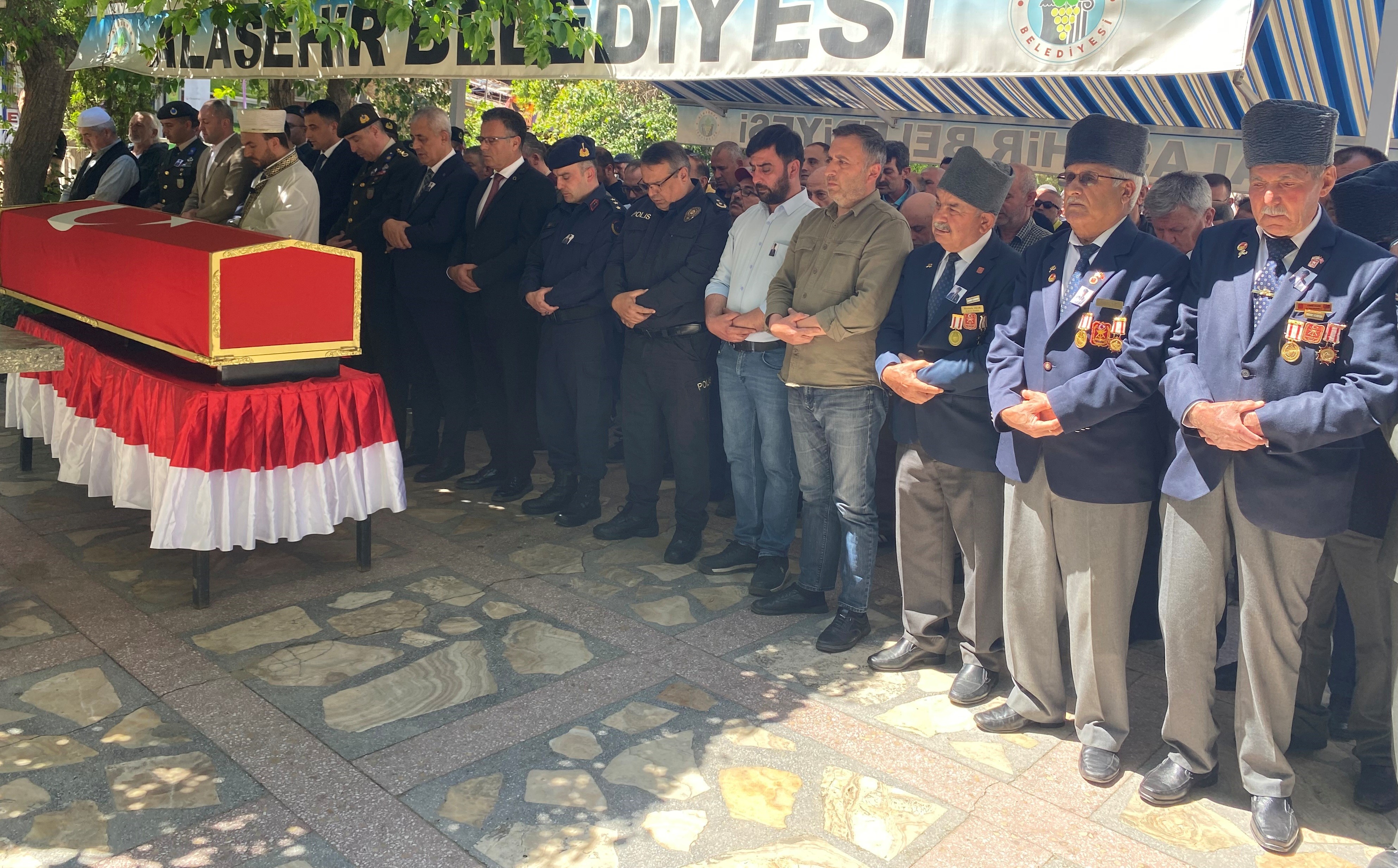 Manisalı Kıbrıs Gazisi Kalbine Yenik Düştü (4)