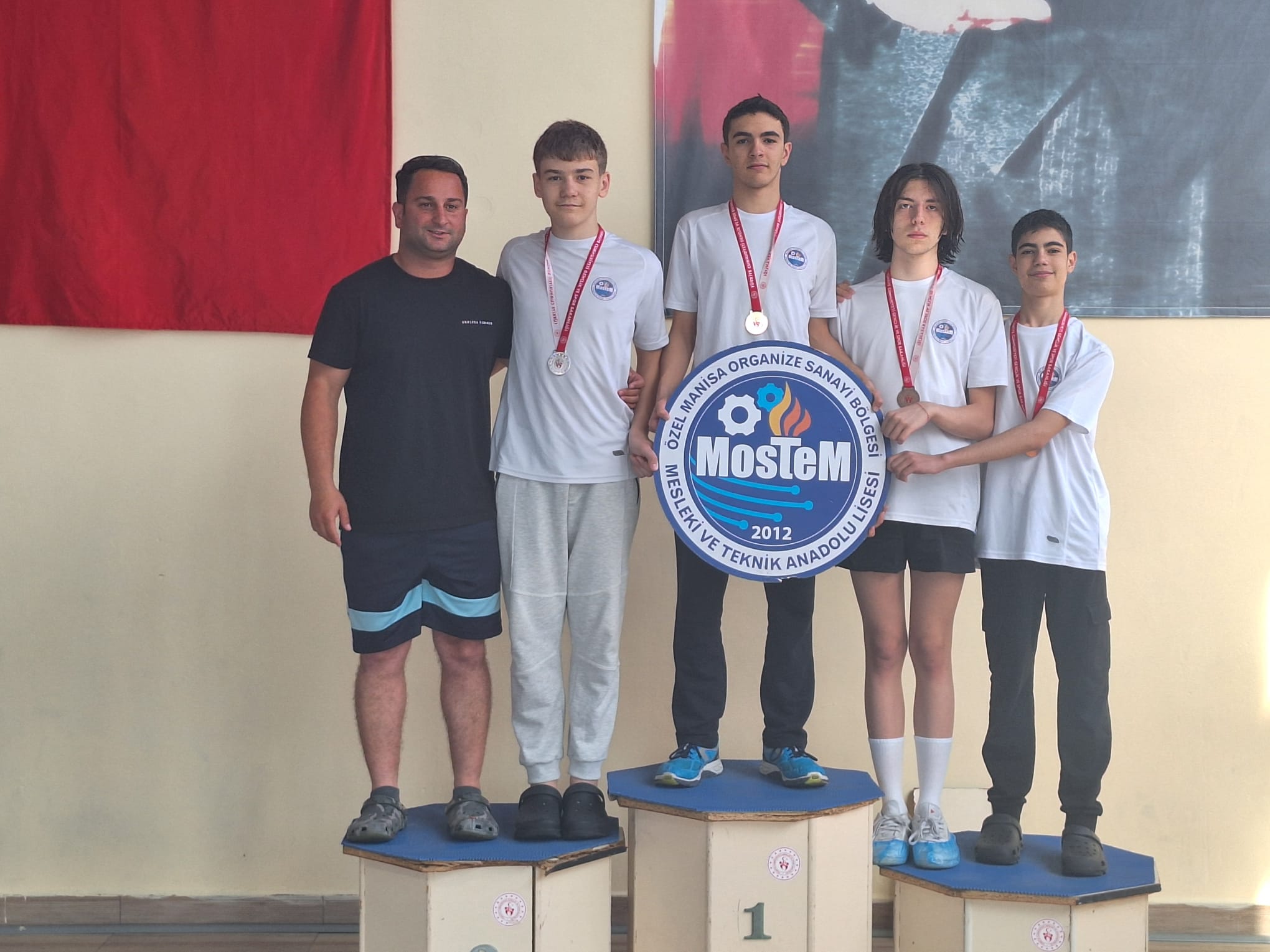 Manisa’da Su Altı Sporları Paletli Yüzme Yarışmaları Tamamlandı (15)