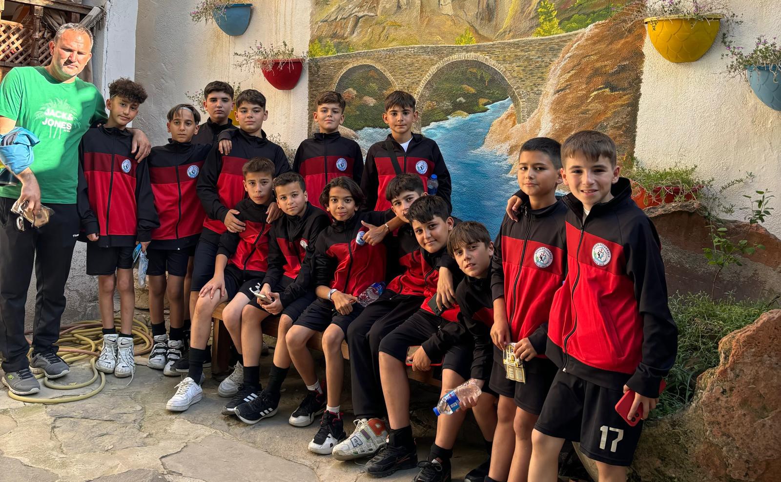 Okul Sporları Erkekler Futbol Şampiyonasının Çeyrek Finalleri Kula’da Düzenlendi (4)