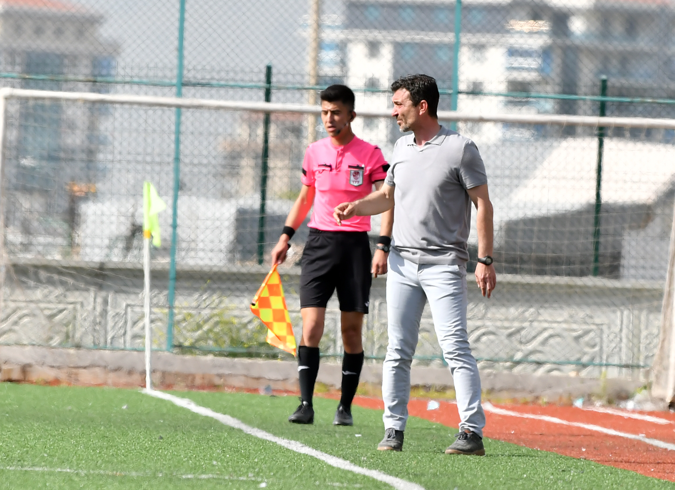Yıldızspor 45 Futbol Kulübü Deplasmanda Galip Gelmeyi Bildi (3)