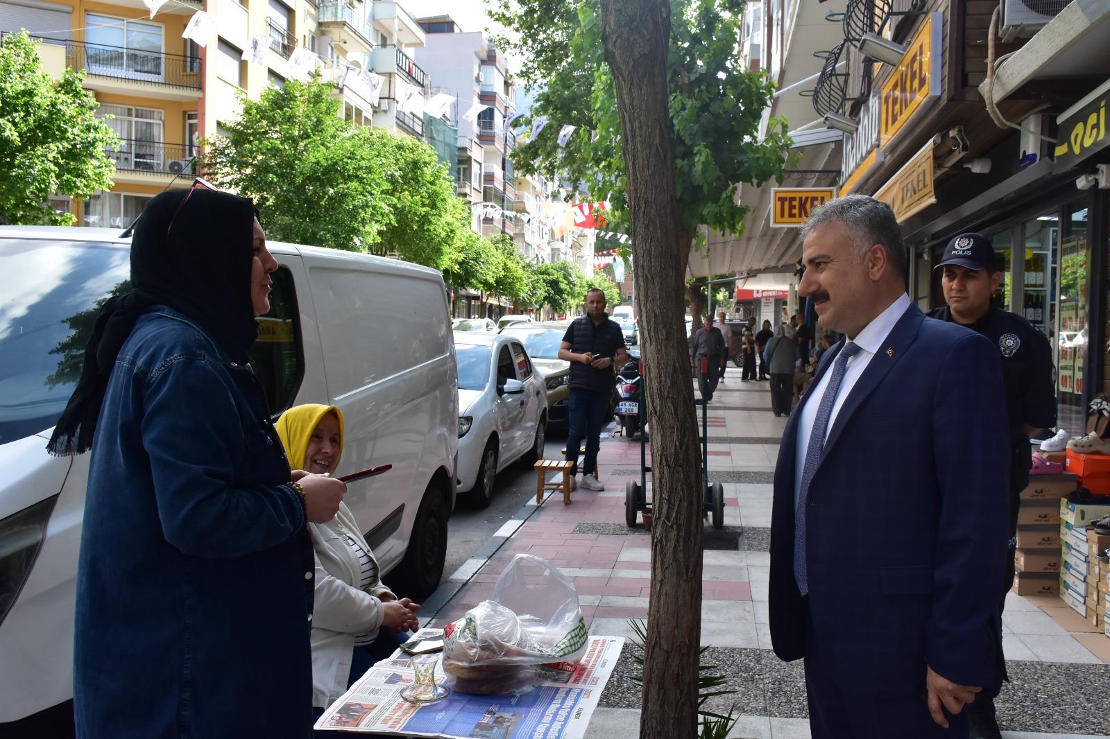 Emniyet Müdürü Fahri Aktaş Utku Mahallesi'nde Esnaf Ile Buluştu (19)