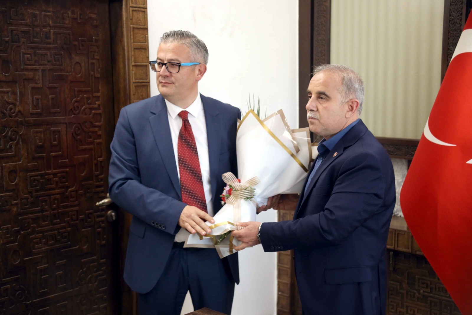 Gördes’te Yeni Belediye Başkanı İbrahim Büke Görevine Başladı (5)