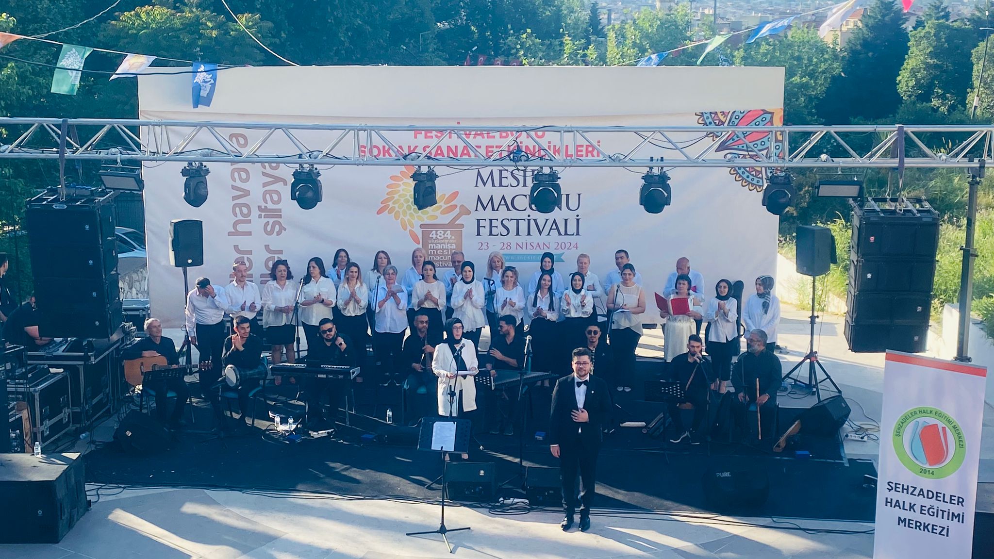 Hem Türk Sanat Müziği Korosu'ndan Unutulmaz Konser (2)