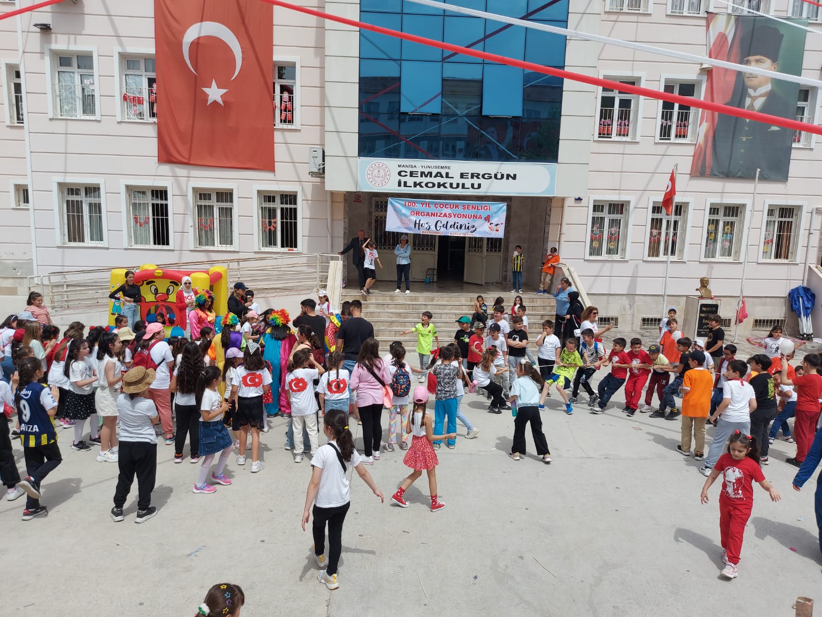 Manisa Cemal Ergün İlkokulu’nda Bayram Coşkusu (9)