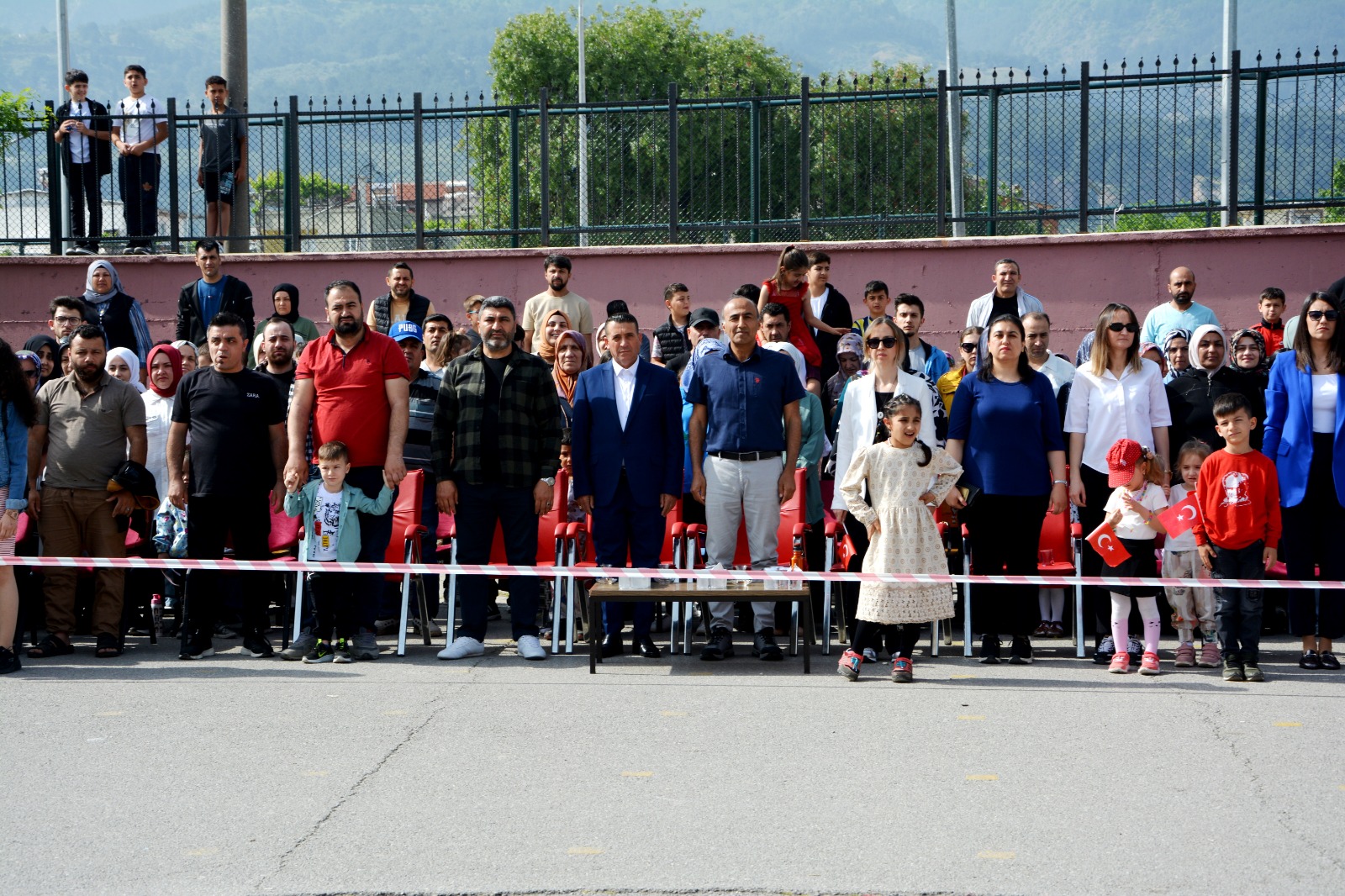 Manisa’da Dr. Ömer Faruk Meriç İlkokulu Ortaokulu’nda 23 Nisan Kutlandı (5)