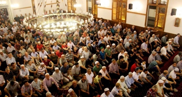 Manisa’da Ramazan Bayramı Telaşı Başladı (8)