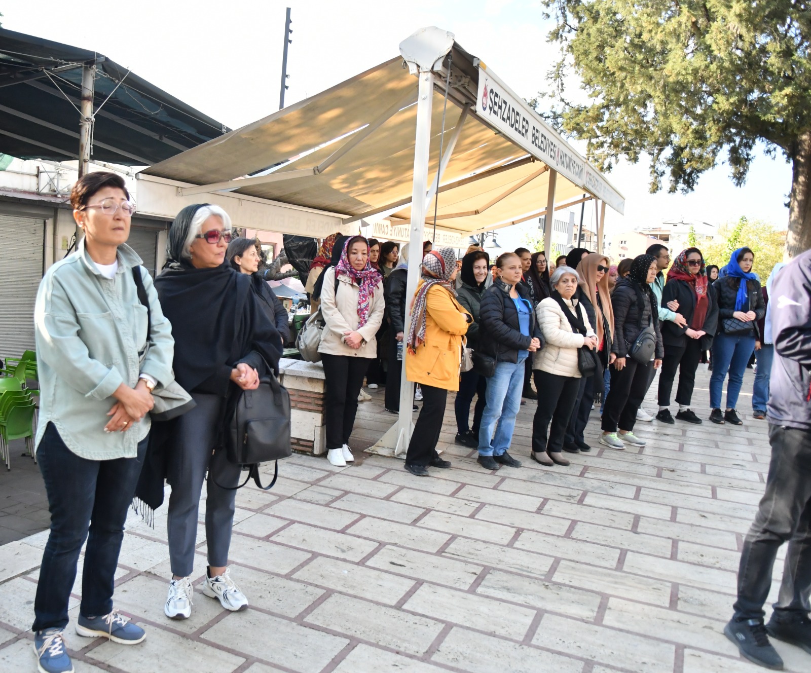 Manisalılardan Çamlıoğlu’na Son Görev (5)