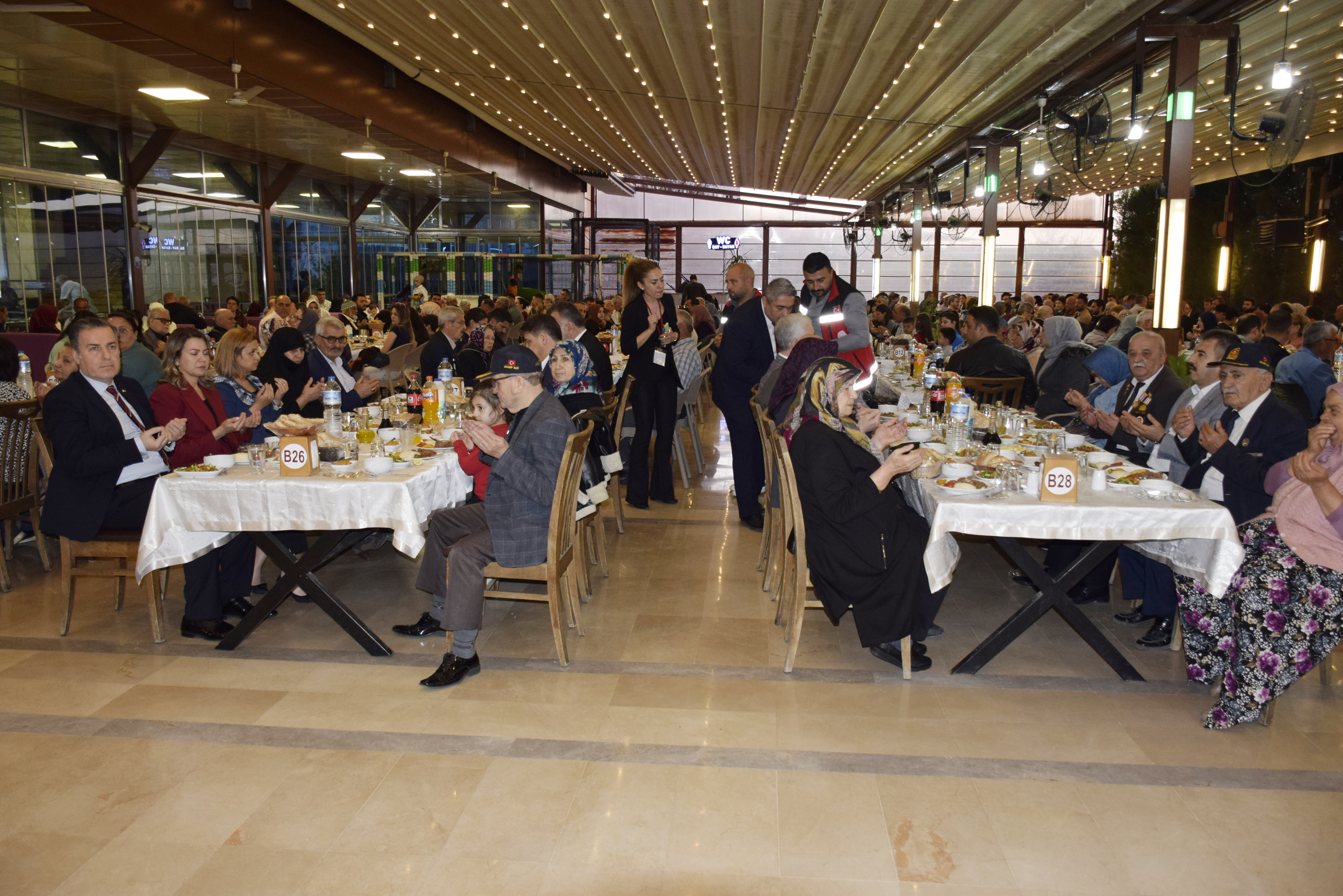 Turgutlu'da Şehit Aileleri Ve Gaziler Için Iftar Düzenlendi (2)