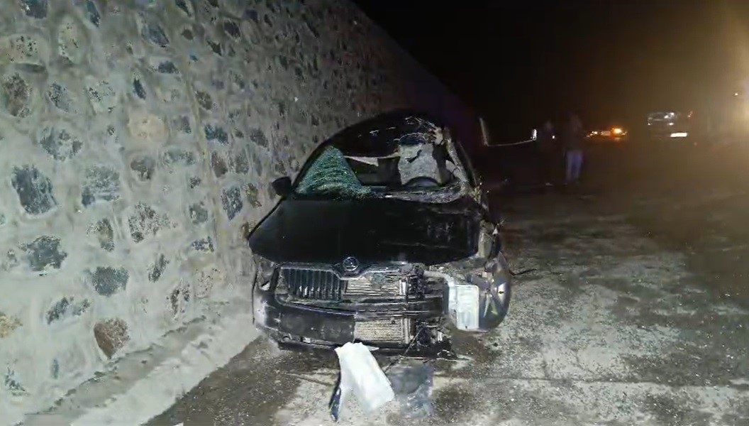 Otomobil Ata Çarptı Kazada 1 Kişi Hayatını Kaybetti (1)