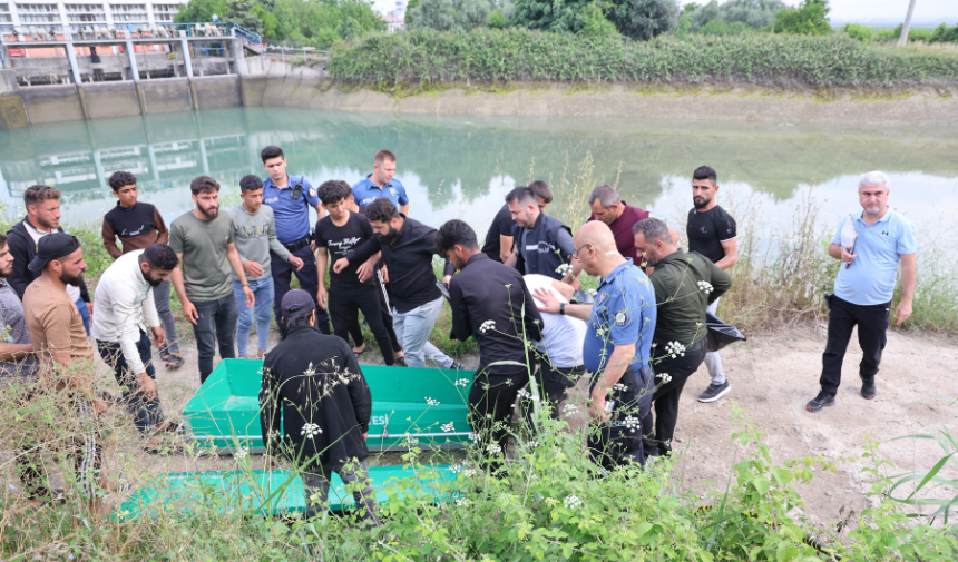 Serinlemeye Girdi Canından Oldu, Ailesi Cesedin Üzerinde Gözyaşı Döktü (5)