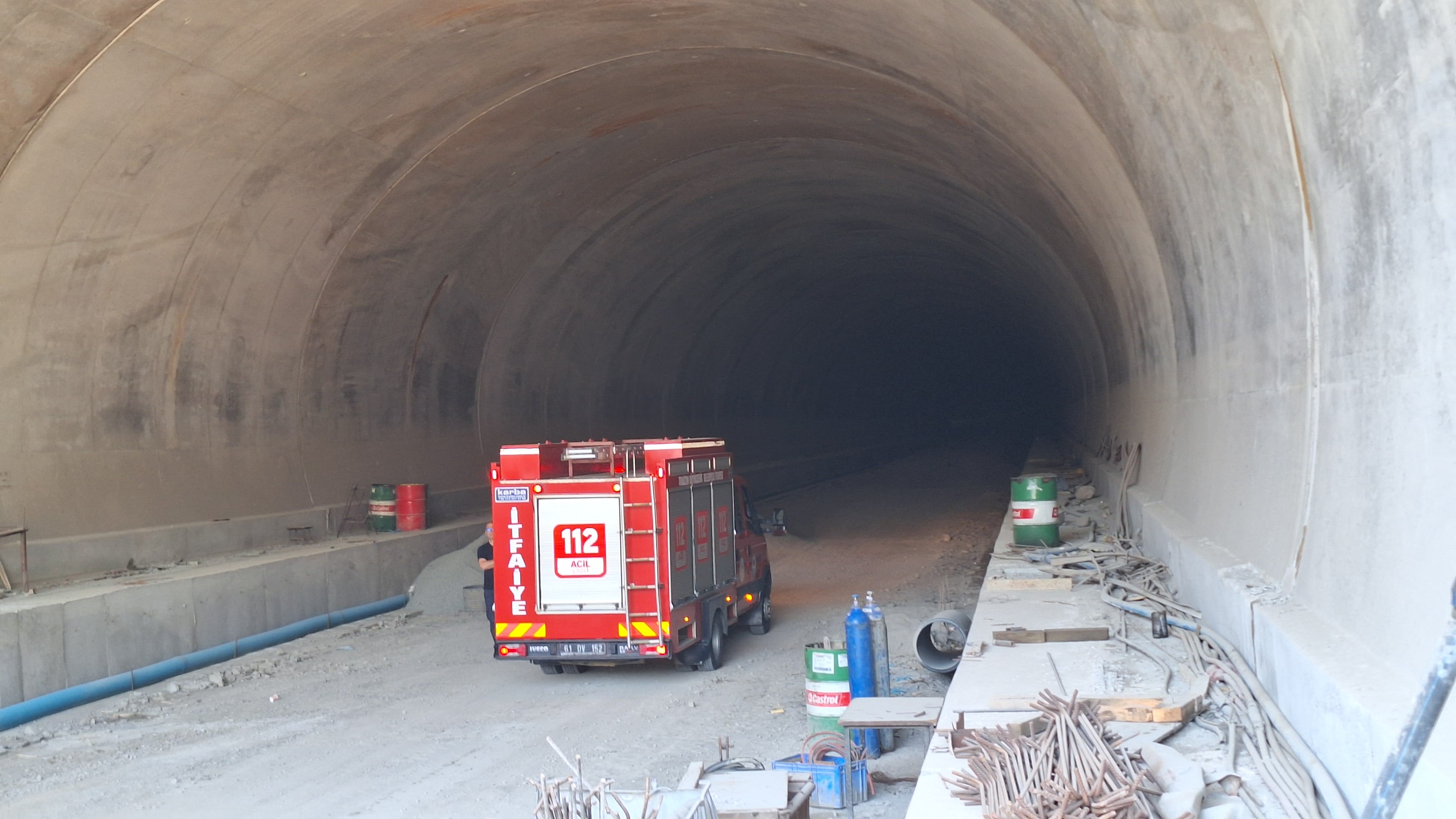 Tünel Inşaatında Iskele Çöktü 5 Işçi Yaralandı (5)