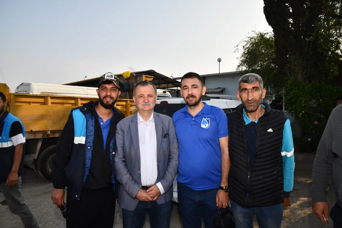 Başkan Balaban'dan Belediye Işçilerine 1 Mayıs Ikramiyesi! (8)