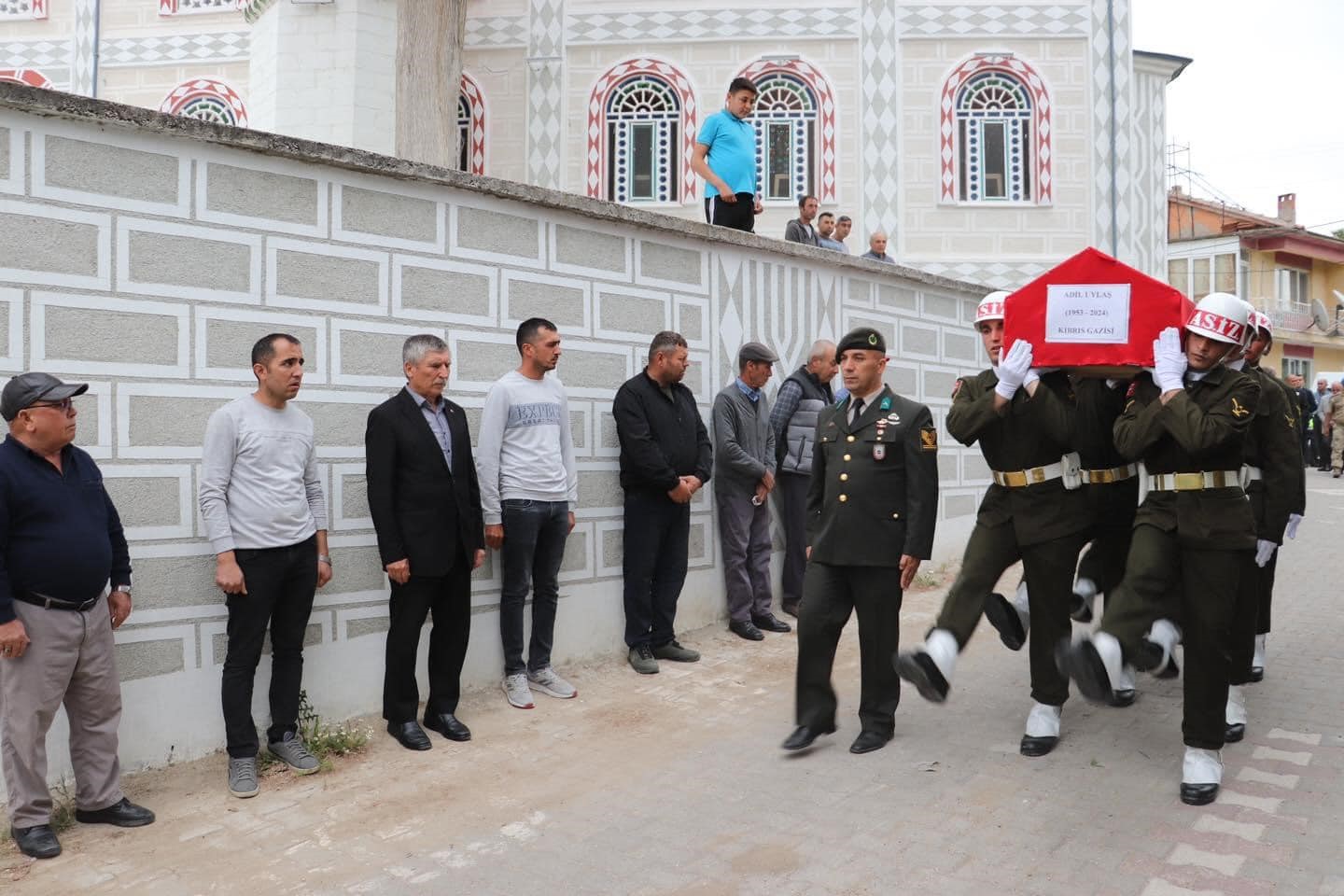 Kırkağaçlı Kıbrıs Gazisi Son Yolculuğuna Uğurlandı (1)