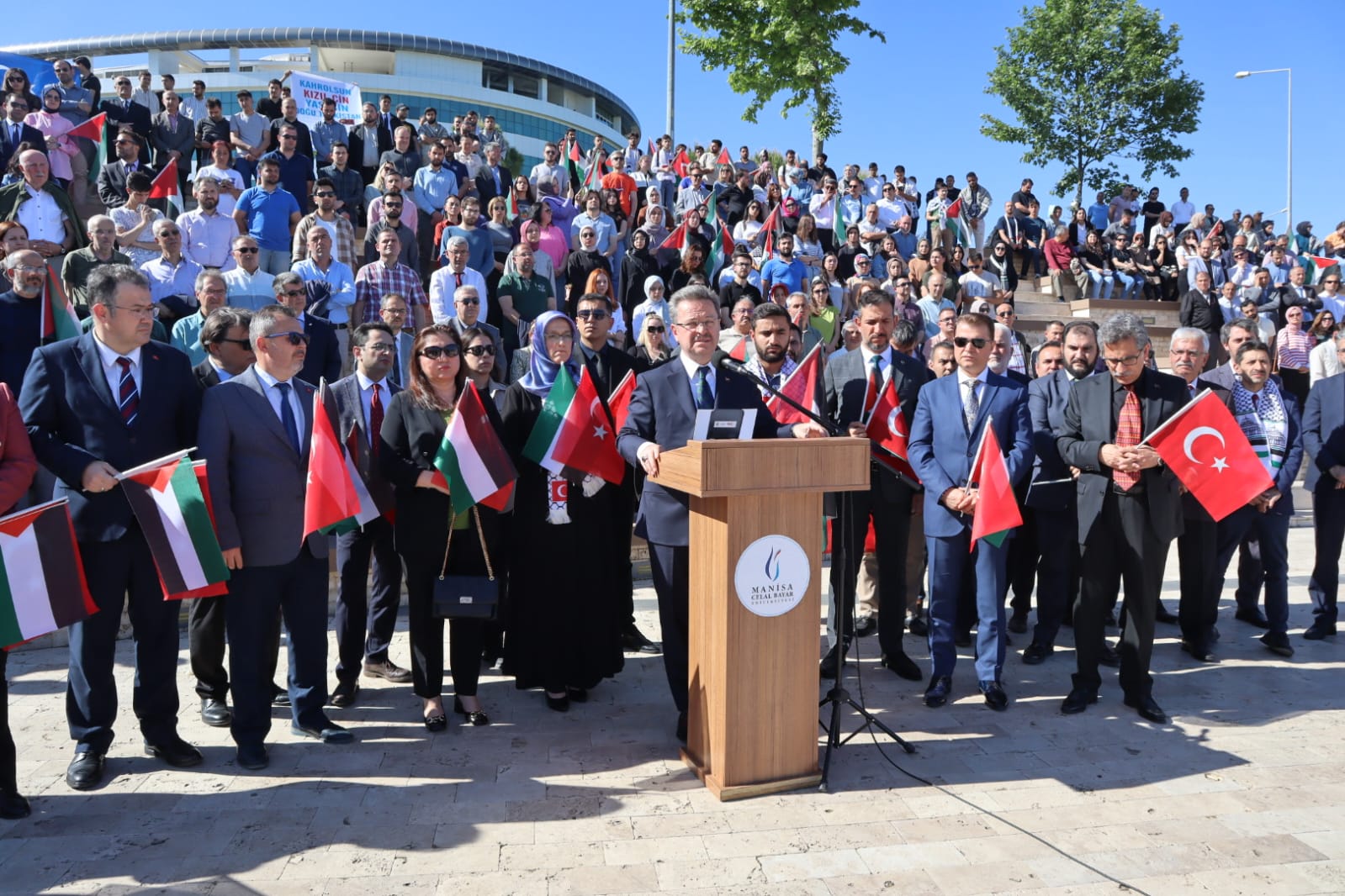 Manisa Celal Bayar Üniversitesi (Cbü), Abd Üniversitelerinde Ifade Özgürlüğüne Yönelik Baskıya Karşı Duruşu Ve Filistin Halkının Yanında Olduğunu Açıkladı (2)