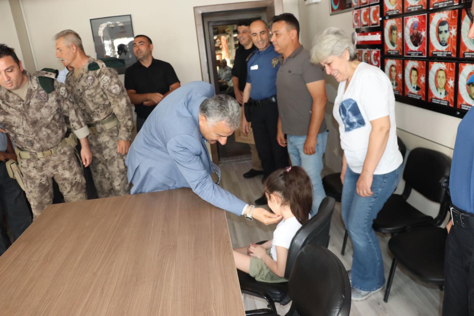 Manisa İl Emniyet Müdürü Fahri Aktaş, Gaziler Ve Şehit Yakınlarını Ziyaret Etti (7)