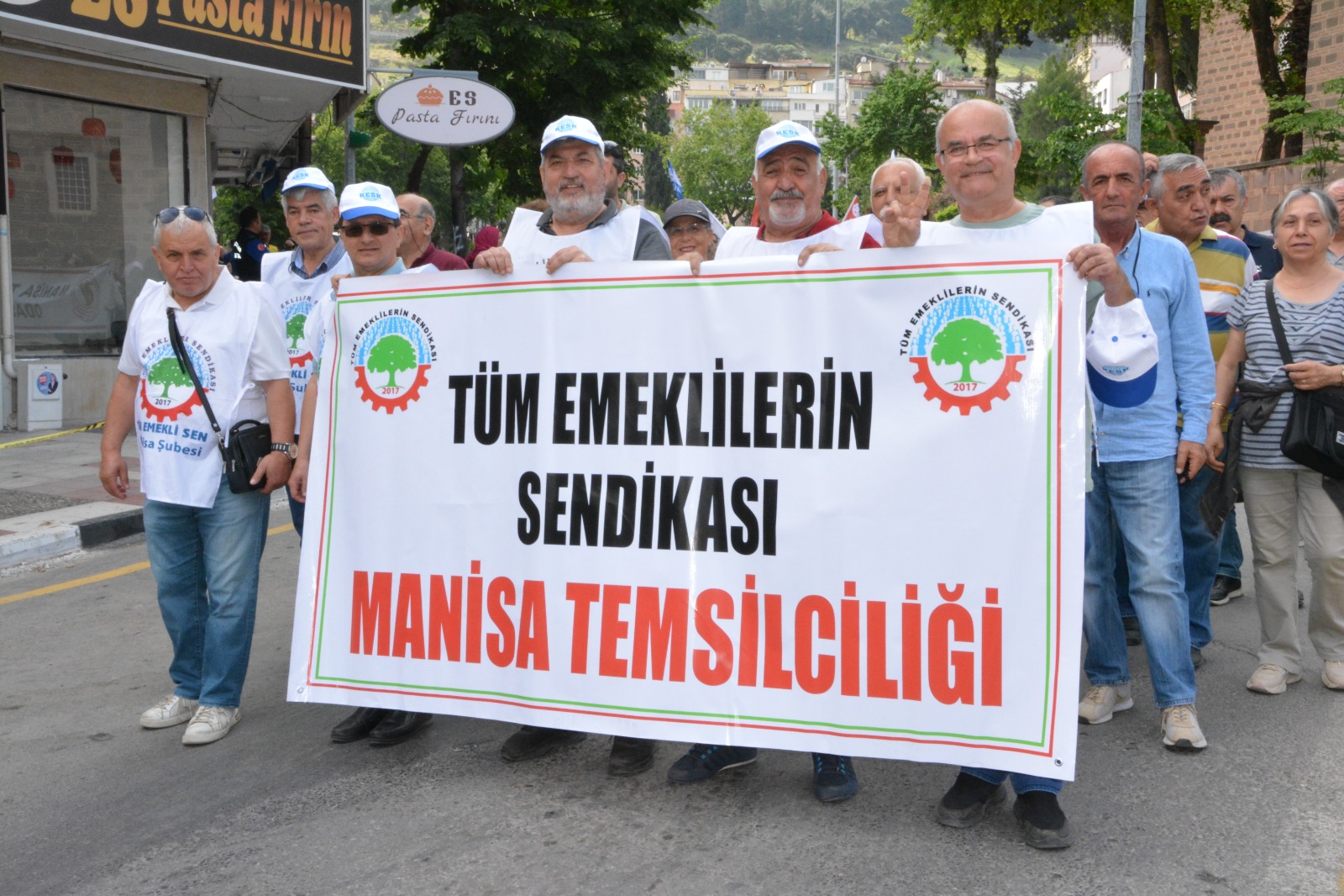 Manisa'da 1 Mayıs İşçi Ve Emekçiler Bayramı Kutlandı (14)