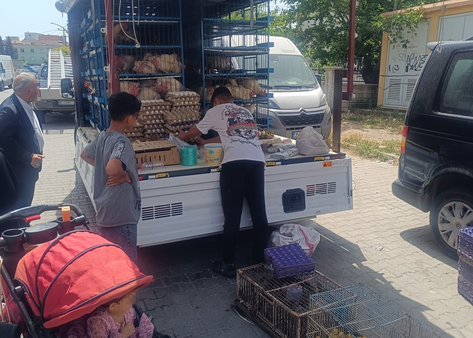 Turgutlu Belediyesi Zabıta Ekipleri Denetimlerini Sürdürüyor (5)