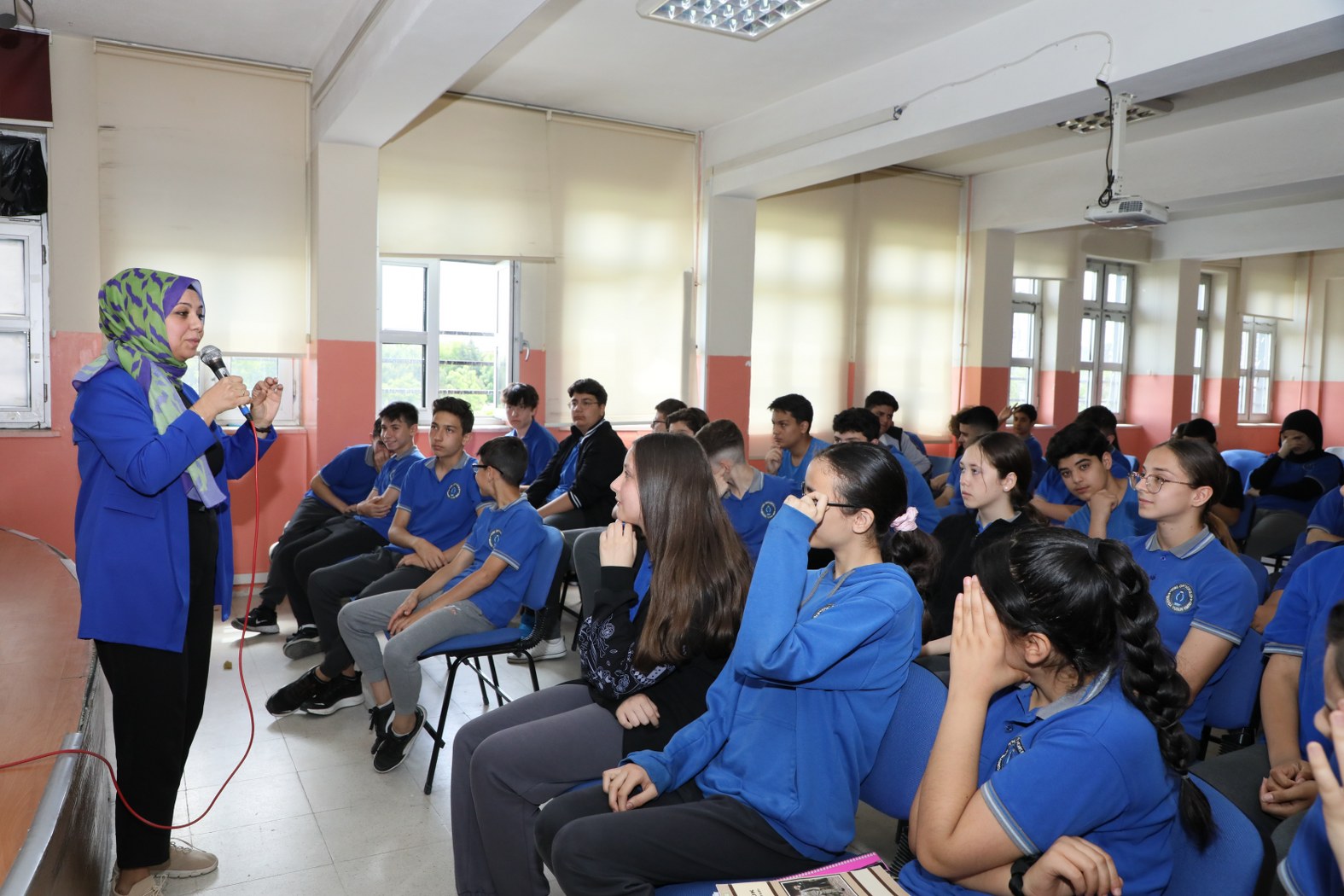 Yunusemre Belediyesi'nden Sınavlara Hazırlanan Öğrencilere Destek (1)