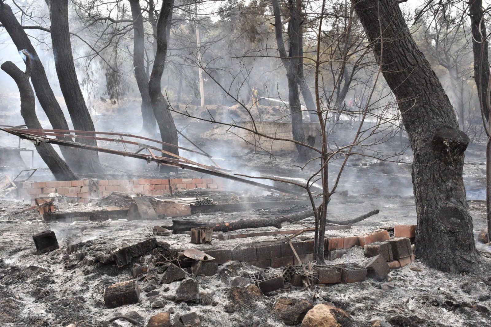 Başkan Zeyrek, Manisa’daki Yangınlara Dikkat Çekti (4)-1