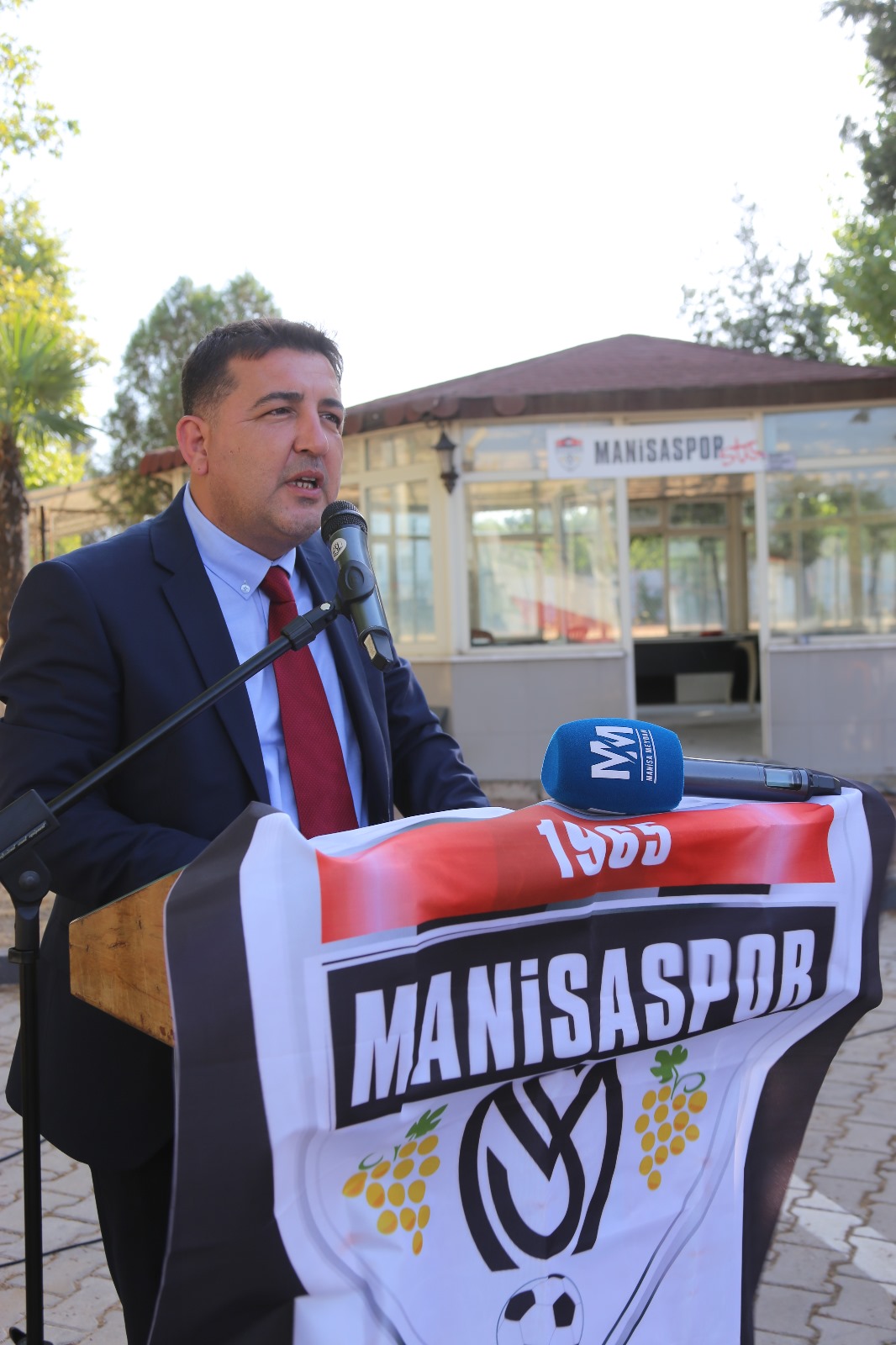 Manisaspor Gencay Esendağ'a Emanet (2)