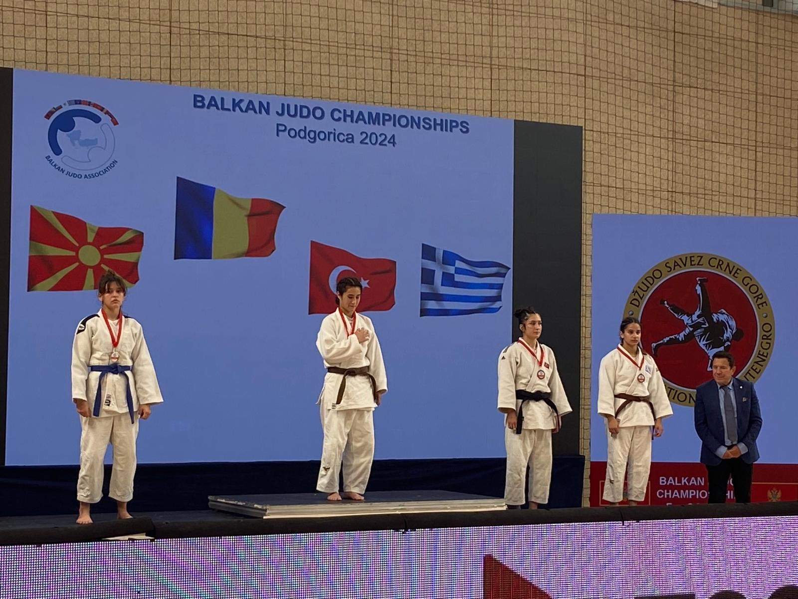 Yunusemre Belediyespor Judocusu Fulya Ergen, Karadağ'da Yapılan Ümitler Balkan Şampiyonası'nda Bronz Madalya Kazanarak, Manisa'nın Gururu Oldu (3)