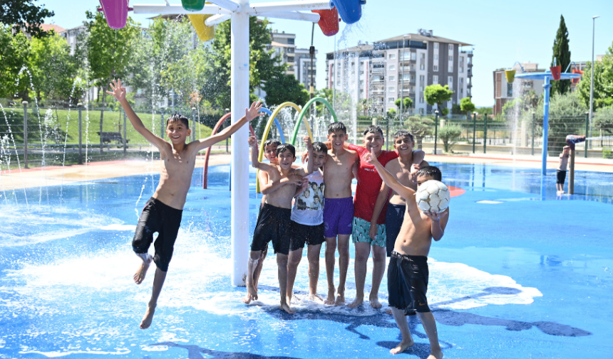 Manisa Büyükşehir Belediyesi’nden Çocuklara Yaz Hediyesi Fresh Parklar Hizmete Açıldı! (2)