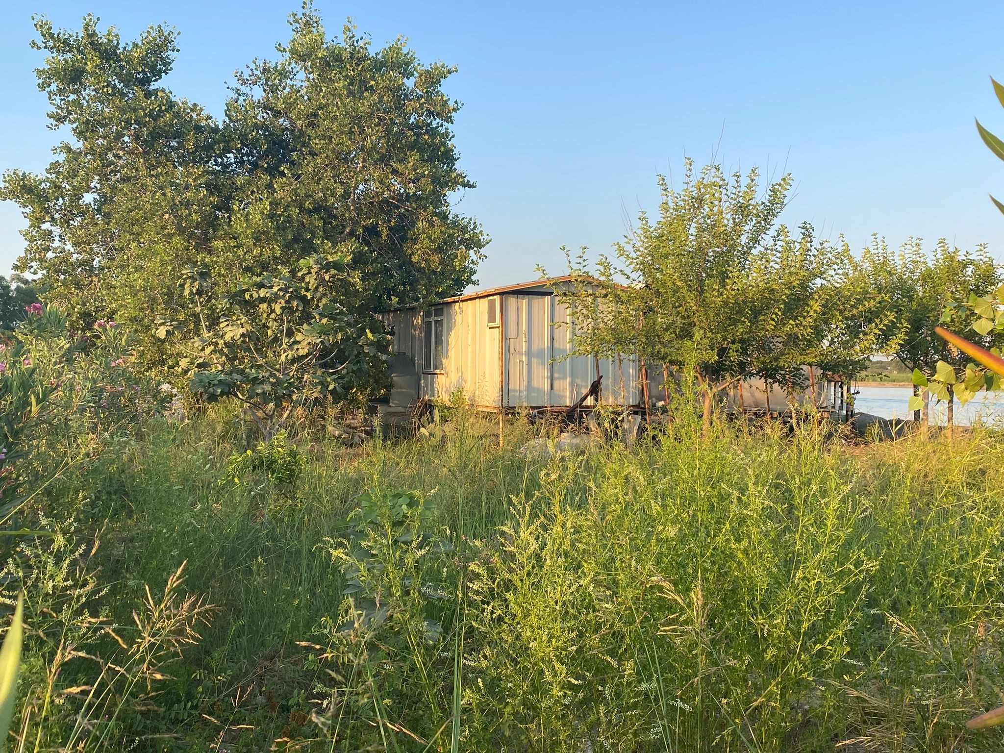  Eşine Sürpriz Olarak Aldığı Konteyneri Çaldılar (2)