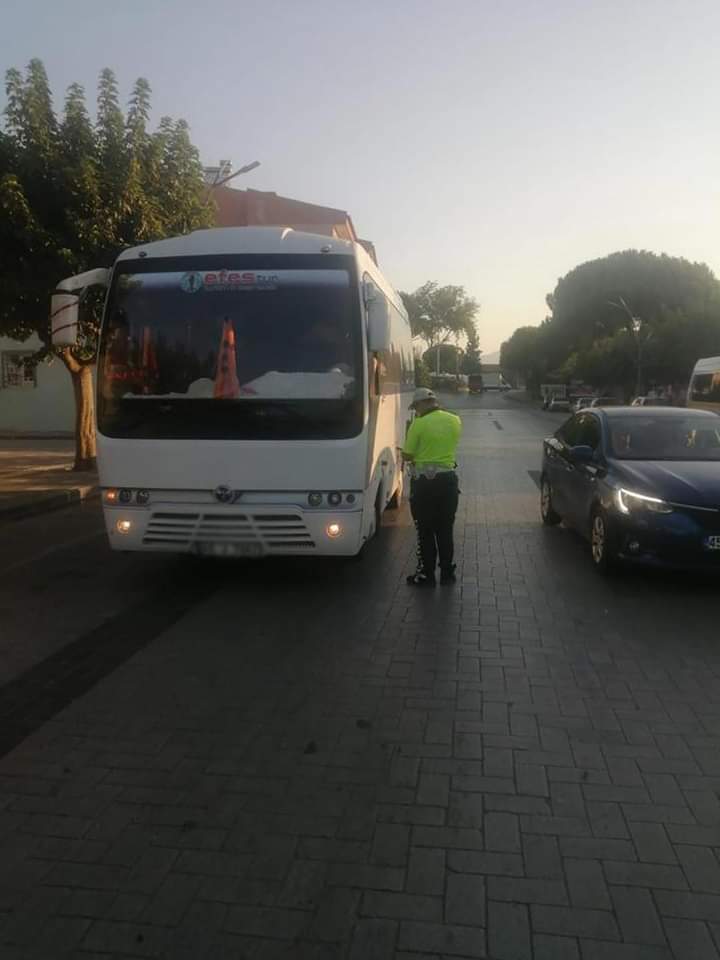 Manisa’da Işçi Servislerine Ceza Yağdı (2)