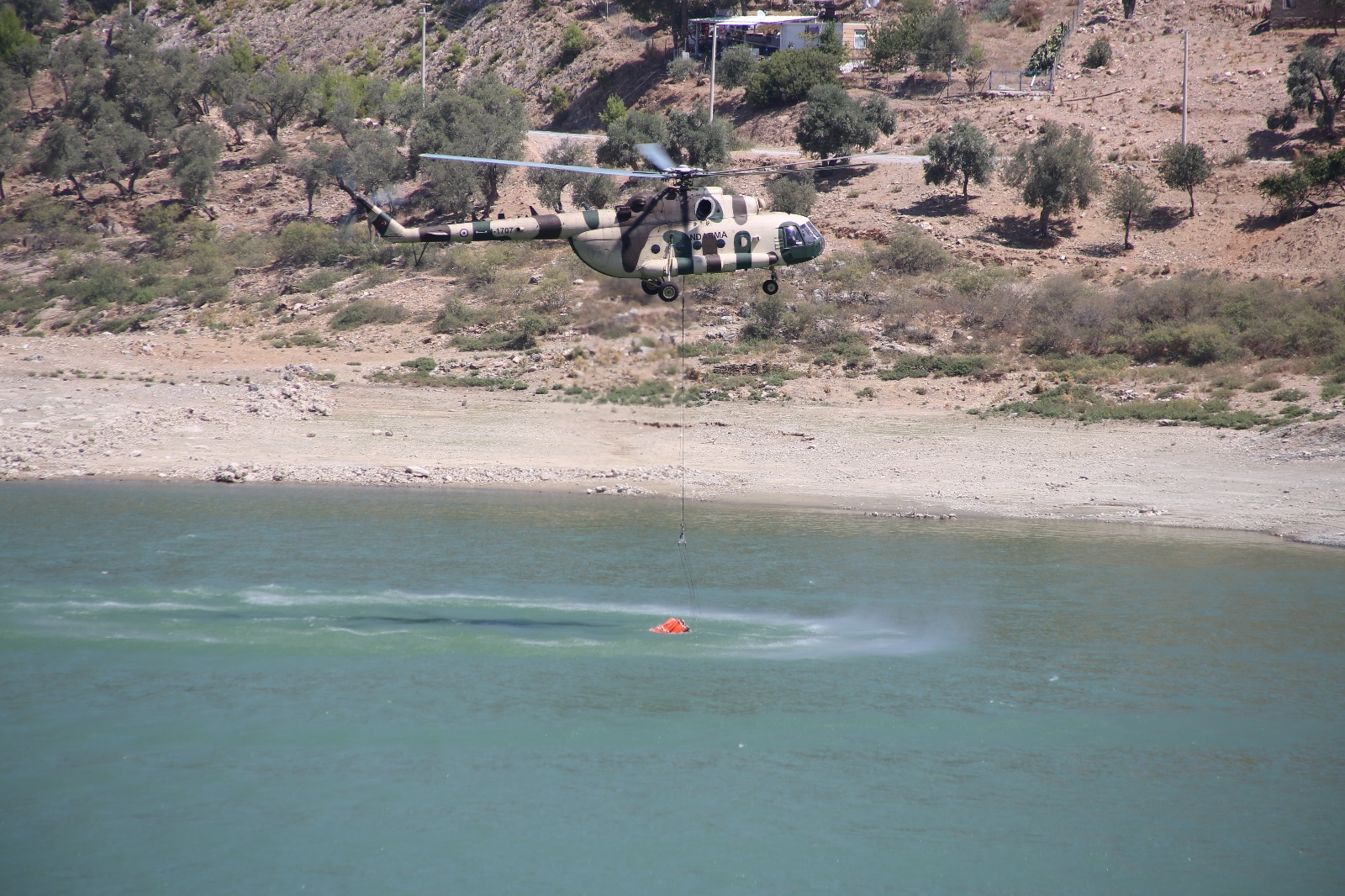 Muğla'nın Milas Ilçesinde Çıkan Ikinci Orman Yangını Söndürüldü (6)