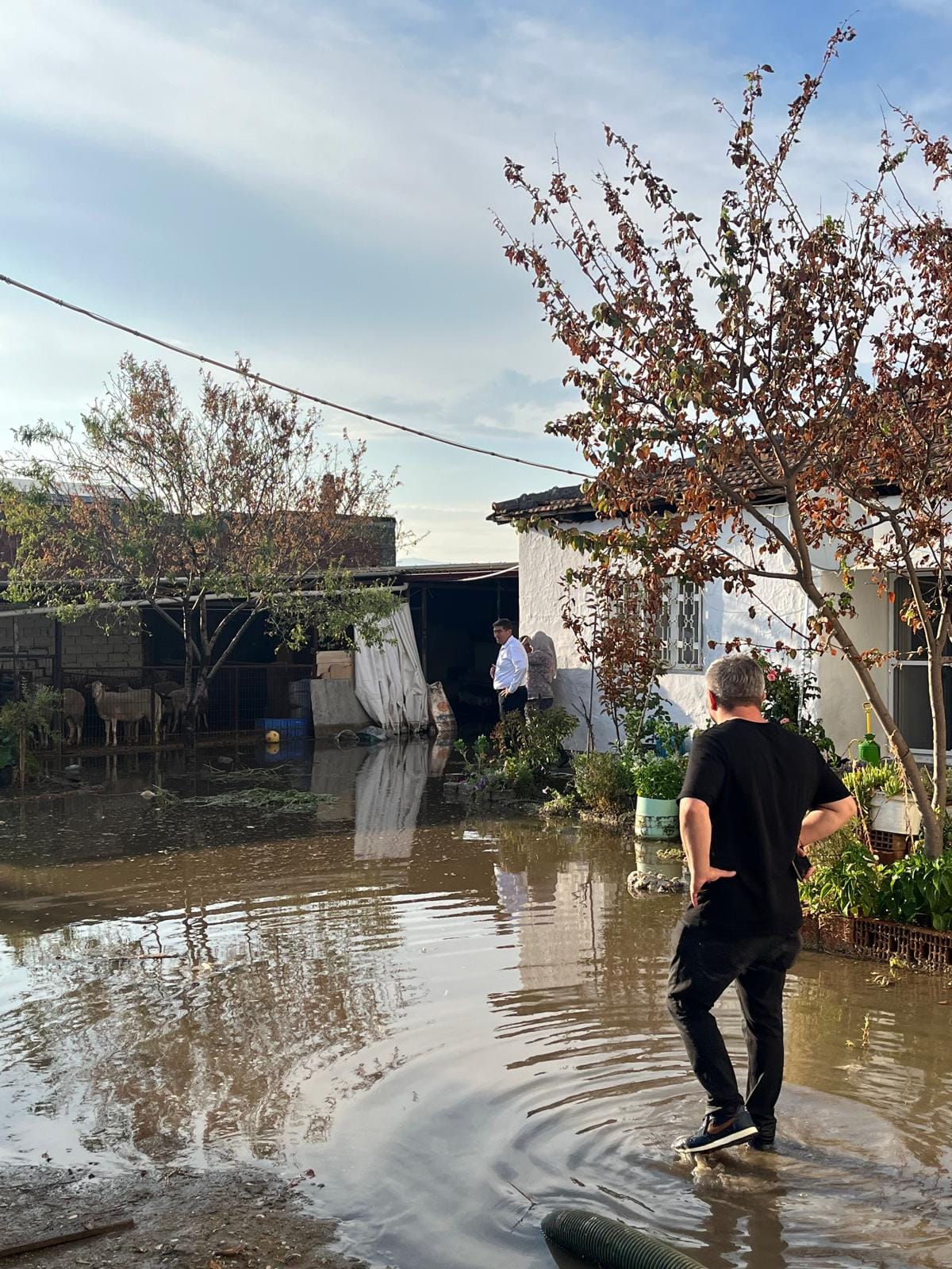 Saruhanlı’da Sağanak Yağış Sonrası Yaralar Sarılıyor (9)