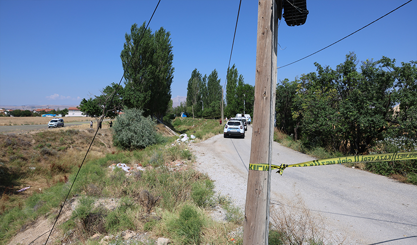 Sulama Kanalında Erkek Cesedi Bulundu (1)