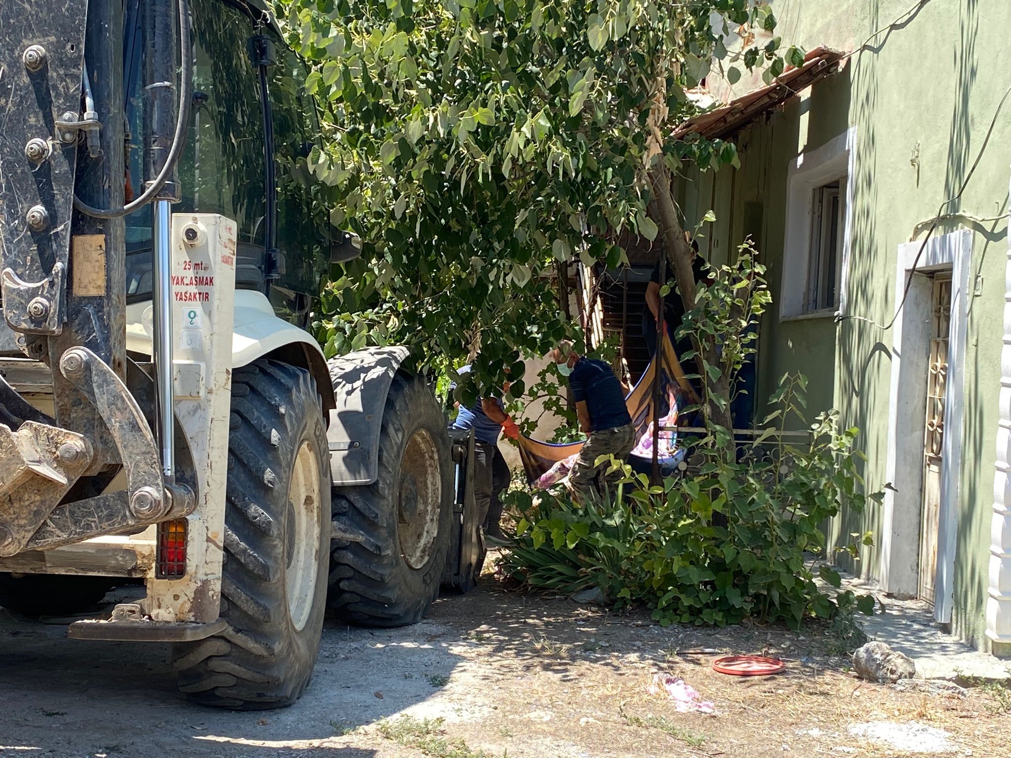 Yalnız Yaşayan Sara Hastası Adam Evinde Ölü Bulundu (3)