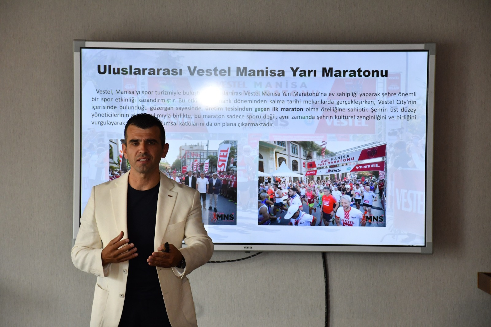 3. Uluslararası Vestel Manisa Yarı Maratonu’nun Heyecanı Başladı (3)