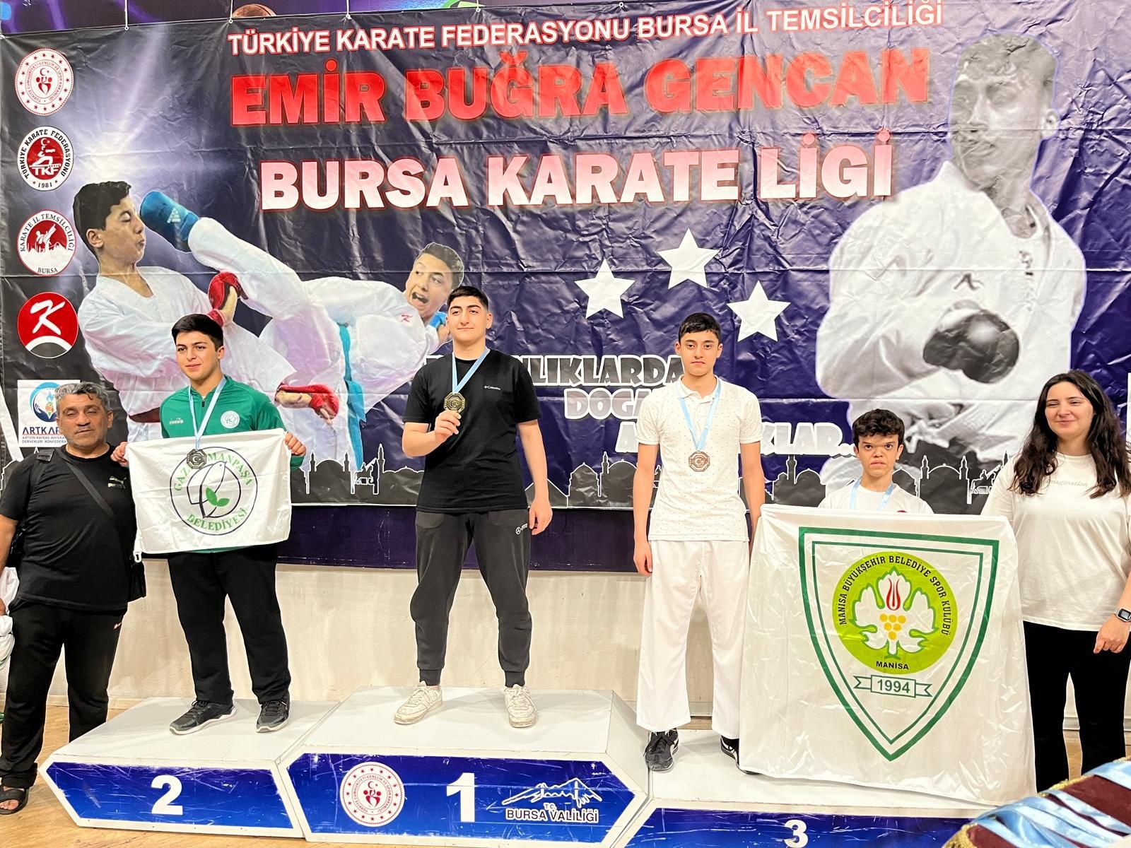 Manisa Bbsk Karate Takımı Bursa'da Düzenlenen Emir Buğra Gencan Bursa Karate Liginde Yeni Başarılara Imza Attı (5)