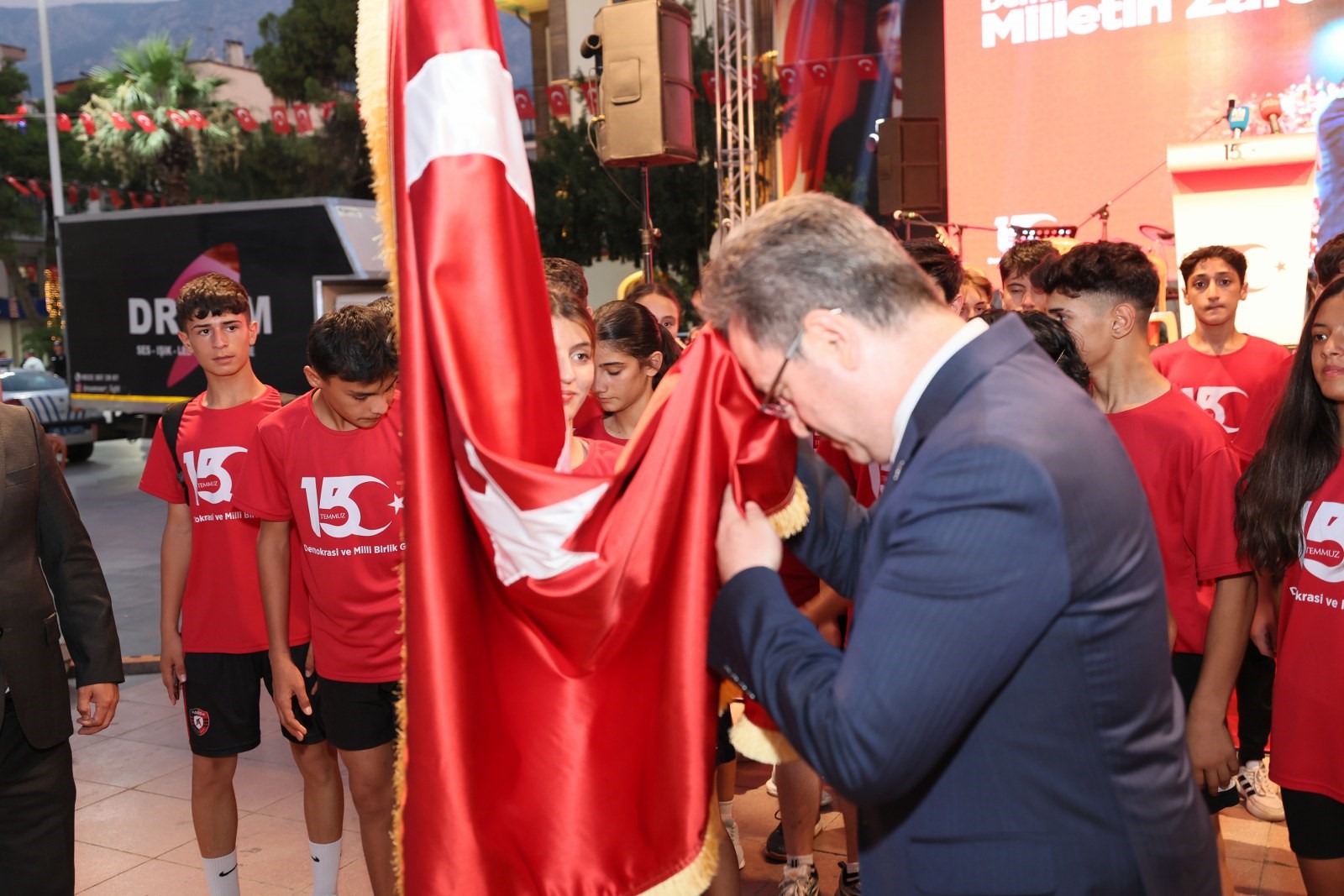 Manisa’da ‘15 Temmuz Sancak Koşusu’ Büyük Bir Coşkuyla Gerçekleştirildi (3)